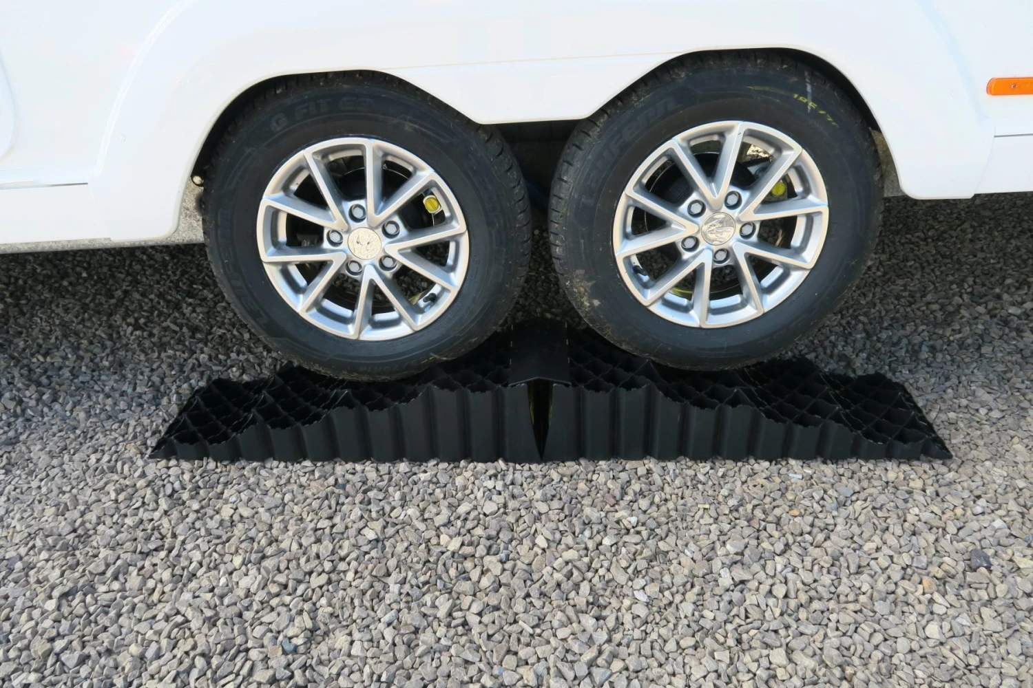 Milenco Quattro 3 Level 4 Milenco Quattro 3 Level - Image 4