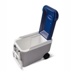 Igloo Maxcold 40 Roller Cool Box - Grey / Blue 21 Igloo Maxcold 40 Roller Cool Box - Grey / Blue -Klean Kanten Shop 7 00034687 o2