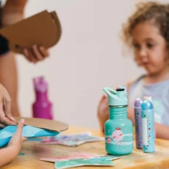 Klean Kanteen Kid Classic Sport Bottle 355ml - Dragon Snacks -Klean Kanten Shop K12CPPS JF Jellyfish graphic bottle lifestyle 3f702c0a 9eb5 4ffa b68a 35ff1bd1a6e9