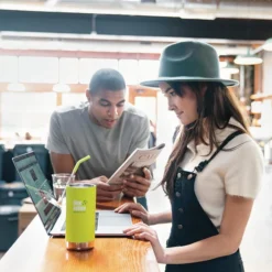 Klean Kanteen Insulated TK Wide With Café Cap 355ml - Brushed Steel -Klean Kanten Shop K12TKWPCC JP LS coffee working lifestyle 71ae9ae2 8e9b 4bf1 b423 72e6333421d1