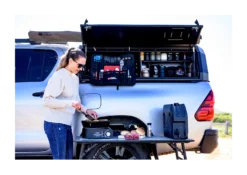 Cadac Safari Chef 30 Compact 19 Cadac Safari Chef 30 Compact -Klean Kanten Shop safari compact draagtas sfeerbeeld 2 1